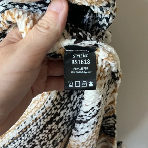 POL Oversized Super Soft and Cozy Open Front Long Cardigan Size Medium - Picture 7 of 7